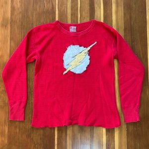 Cute vintage red thermal top with DC Comics’ The Flash logo. Fits like Medium